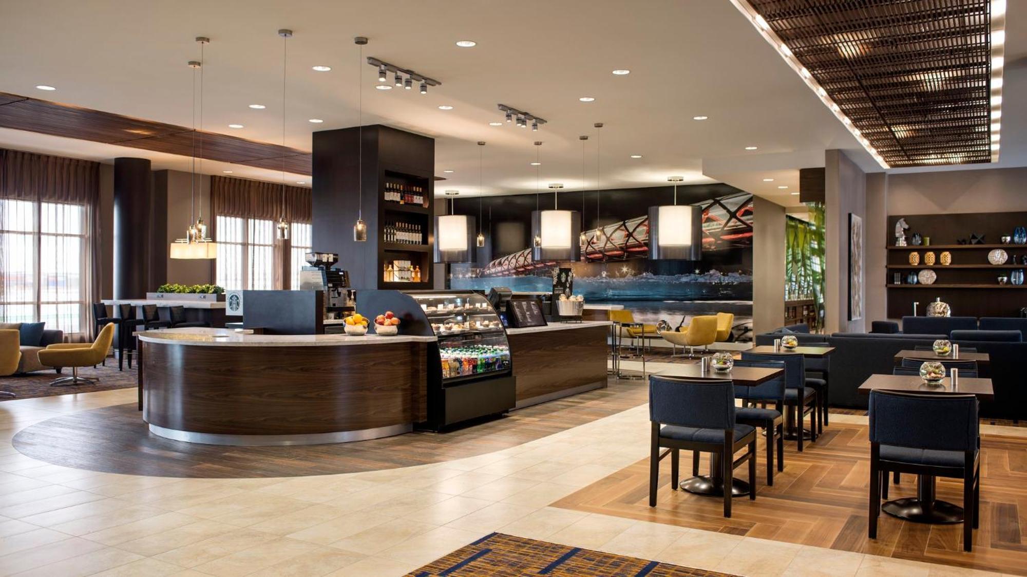 Courtyard By Marriott Calgary South Hotel Ngoại thất bức ảnh