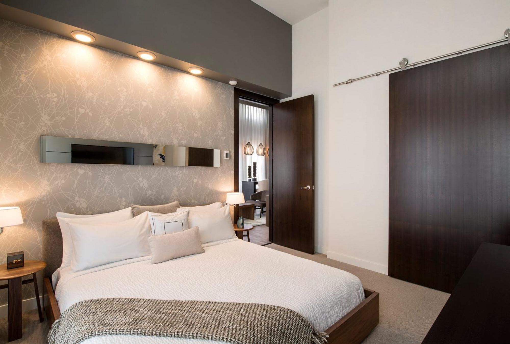 Courtyard By Marriott Calgary South Hotel Ngoại thất bức ảnh