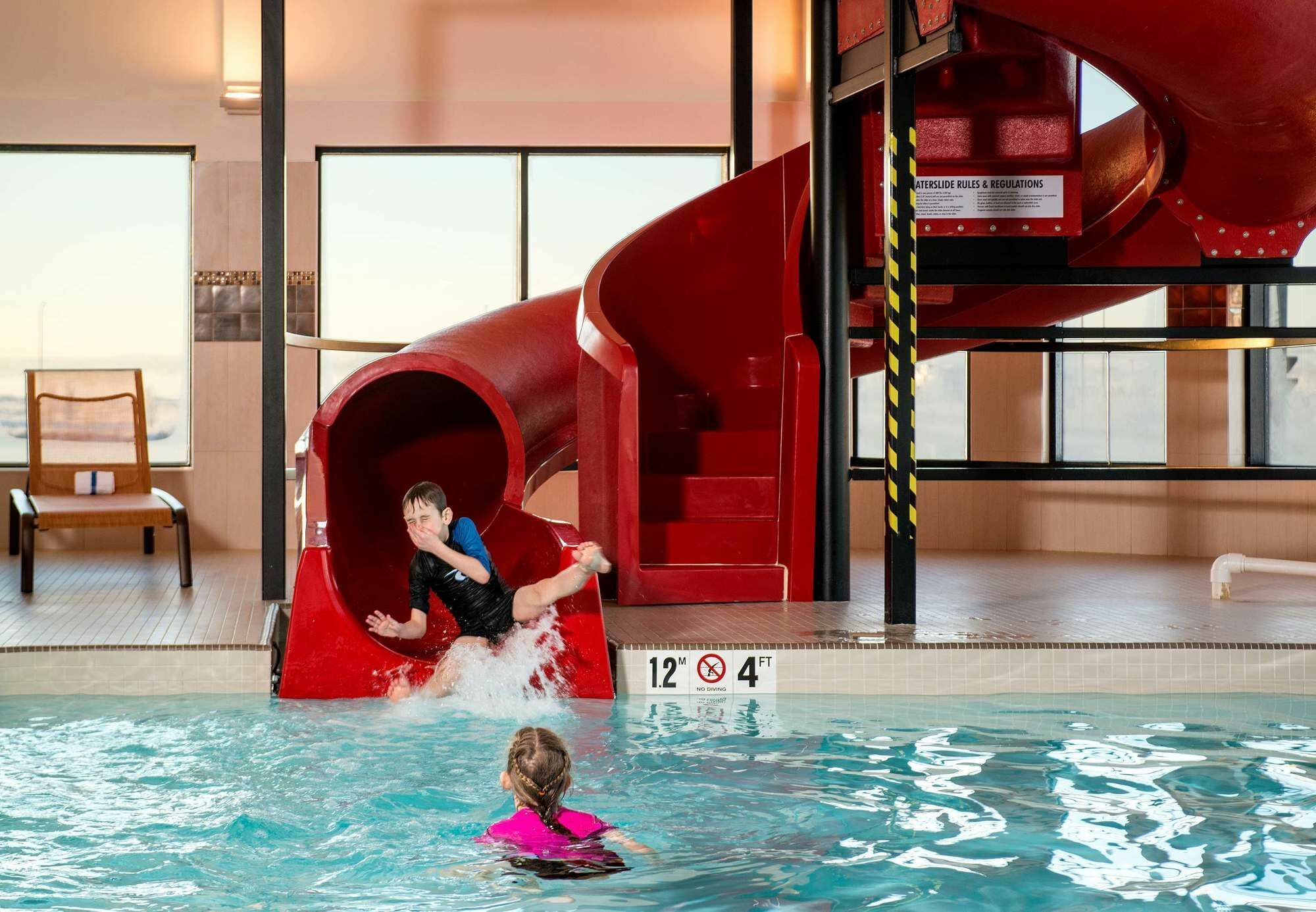 Courtyard By Marriott Calgary South Hotel Ngoại thất bức ảnh